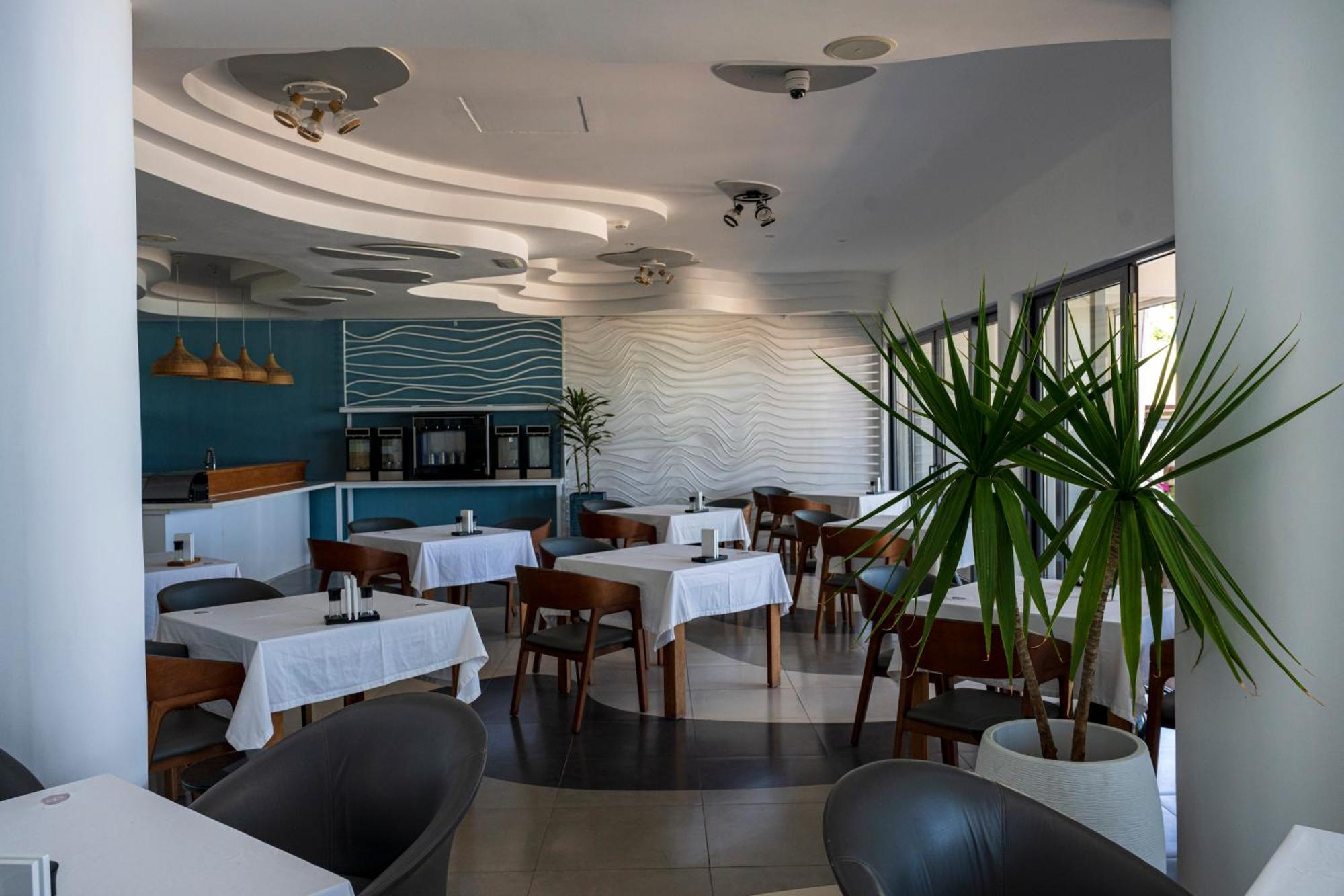 Baystone Boutique Hotel & Spa Grand Baie Exterior foto