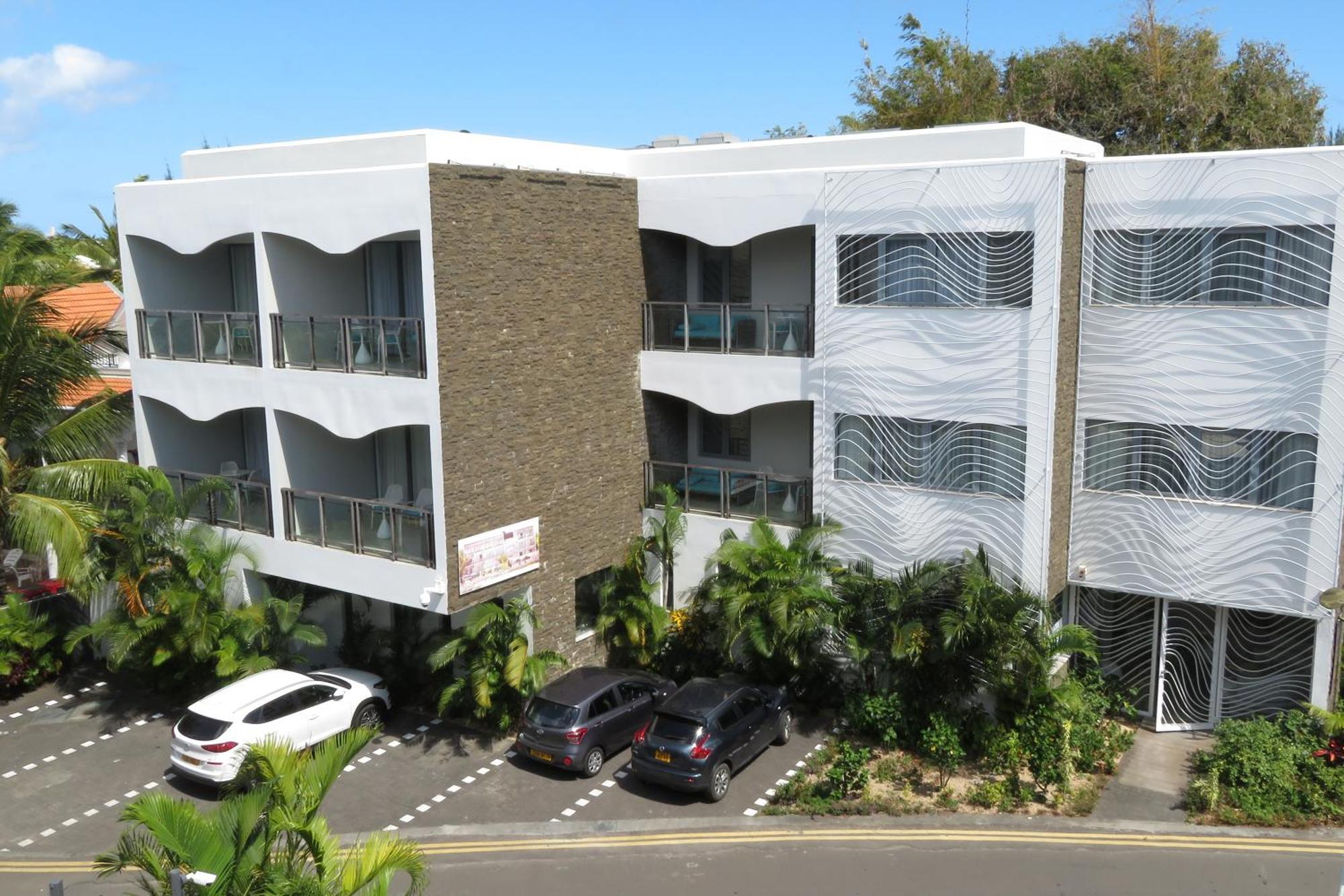 Baystone Boutique Hotel & Spa Grand Baie Exterior foto