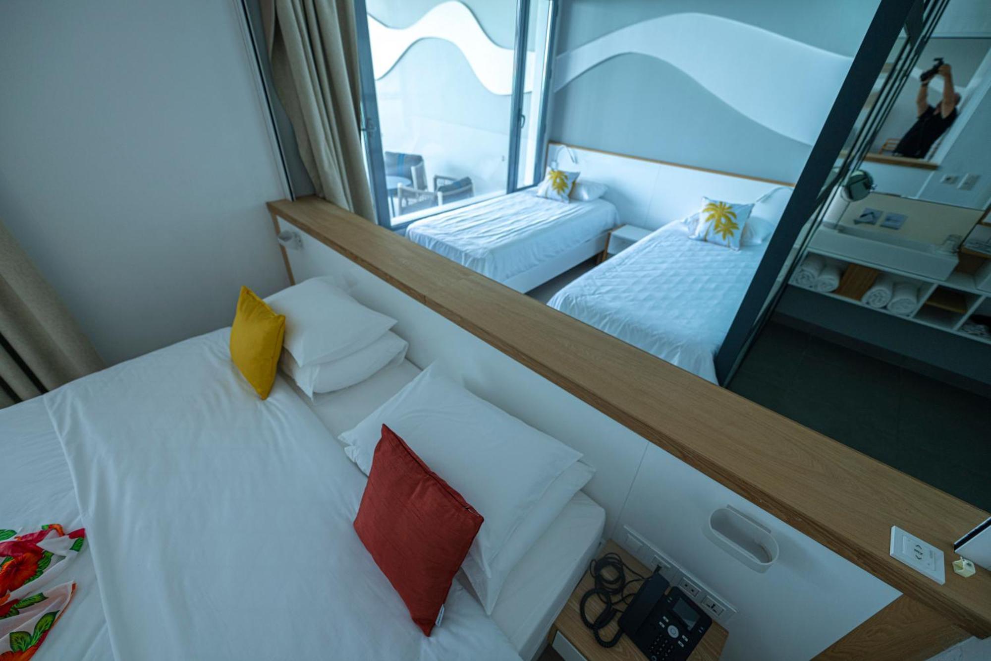 Baystone Boutique Hotel & Spa Grand Baie Exterior foto