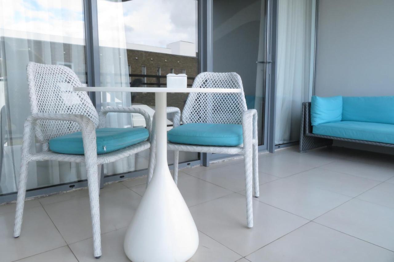 Baystone Boutique Hotel & Spa Grand Baie Exterior foto